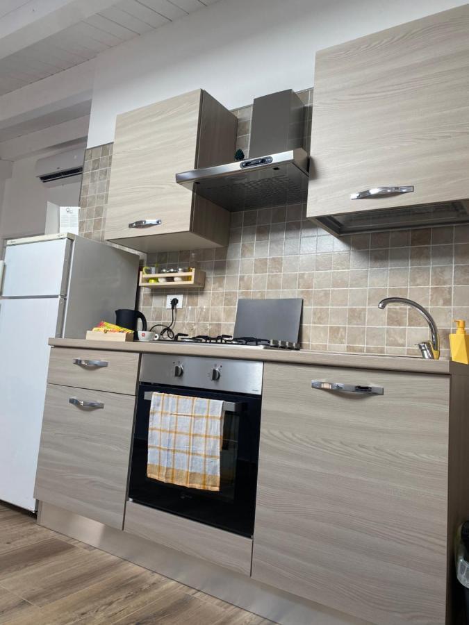 Ocucchiti Apartment Сиракуза Екстериор снимка