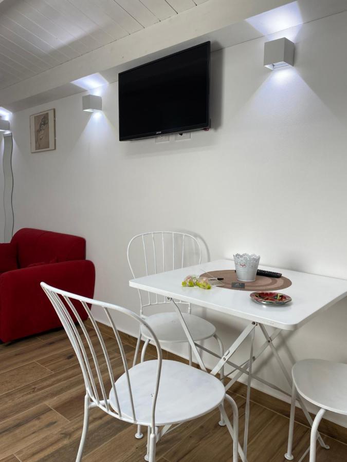 Ocucchiti Apartment Сиракуза Екстериор снимка