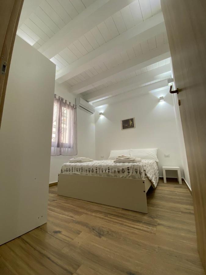 Ocucchiti Apartment Сиракуза Екстериор снимка