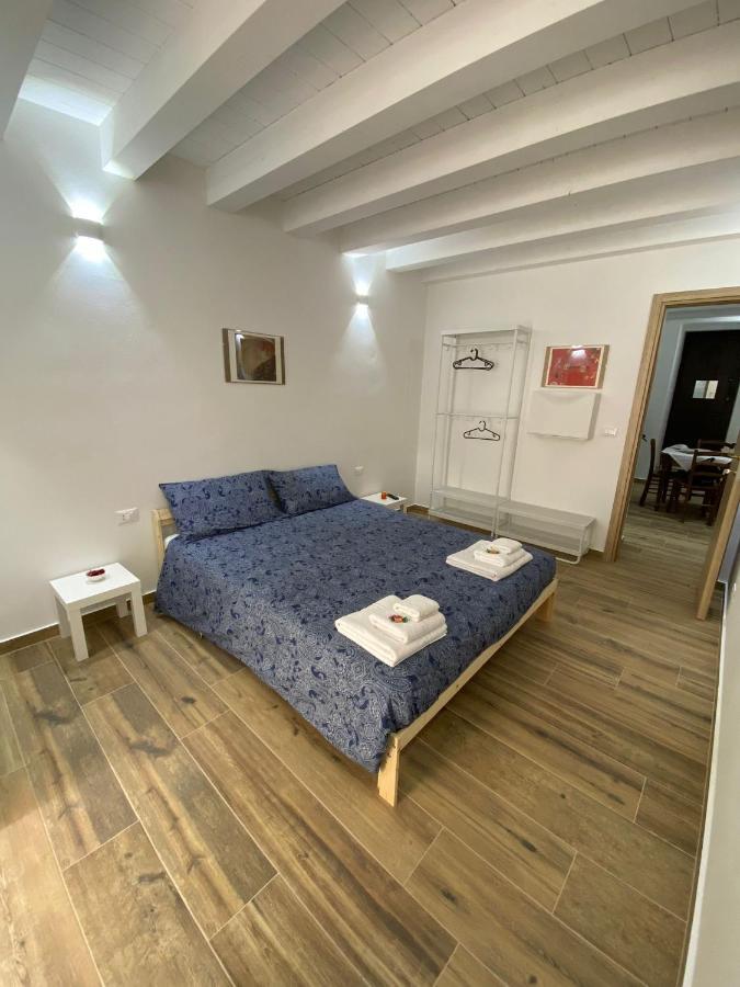 Ocucchiti Apartment Сиракуза Екстериор снимка
